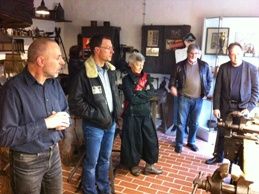 Besuchergruppe im Museum